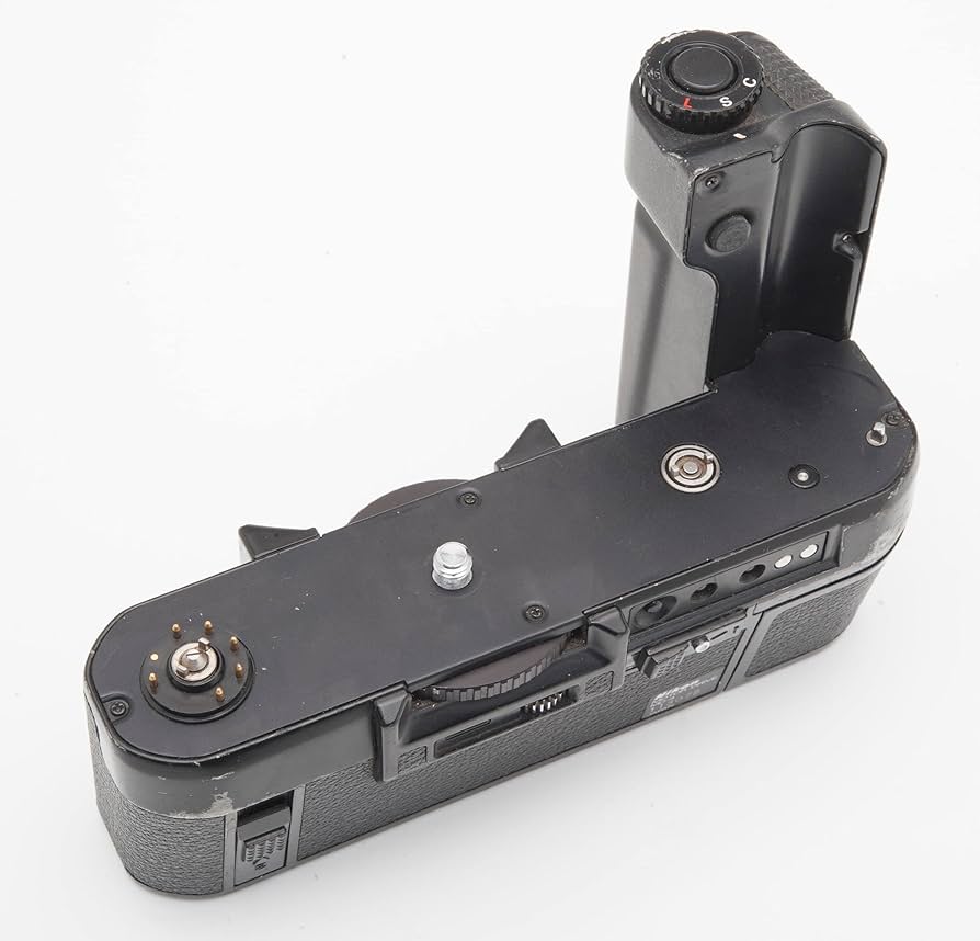 Amazon | Nikon MD-4 モータードライブ F3シリーズ用 | Nikon | 望遠鏡