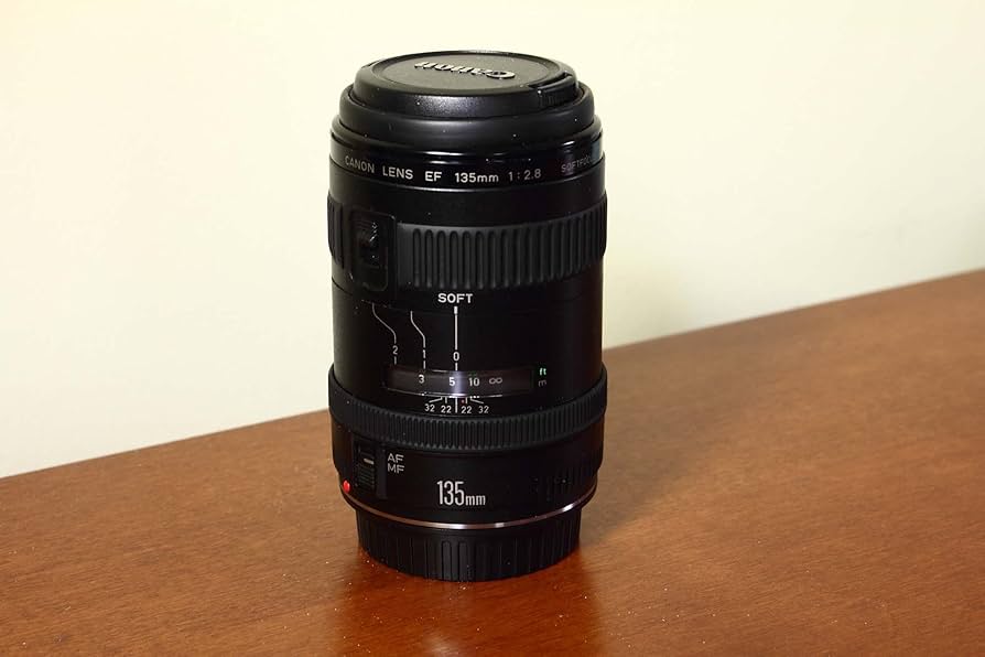 Canon EF 135mm f/2.8 with Softfocus Telephoto Lens for Canon SLR