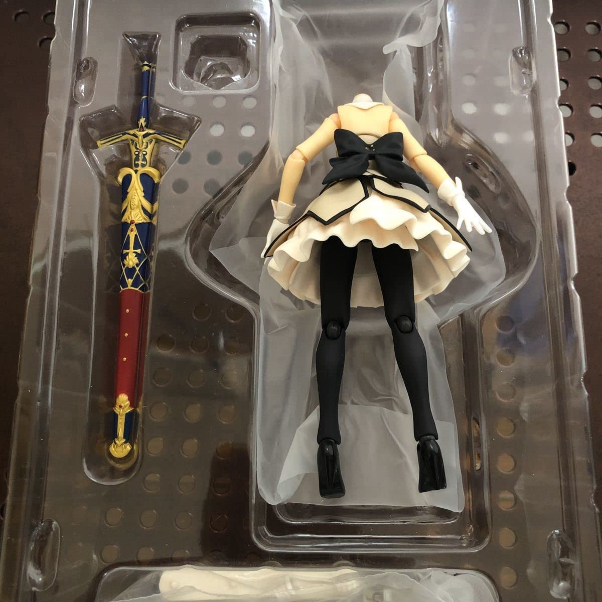 Amazon | 110 マックスファクトリー figma EX-038 セイバー/アルトリア