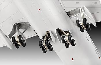 Amazon | ドイツレベル 1/144 ルフトハンザ航空 B747-8a New Livery