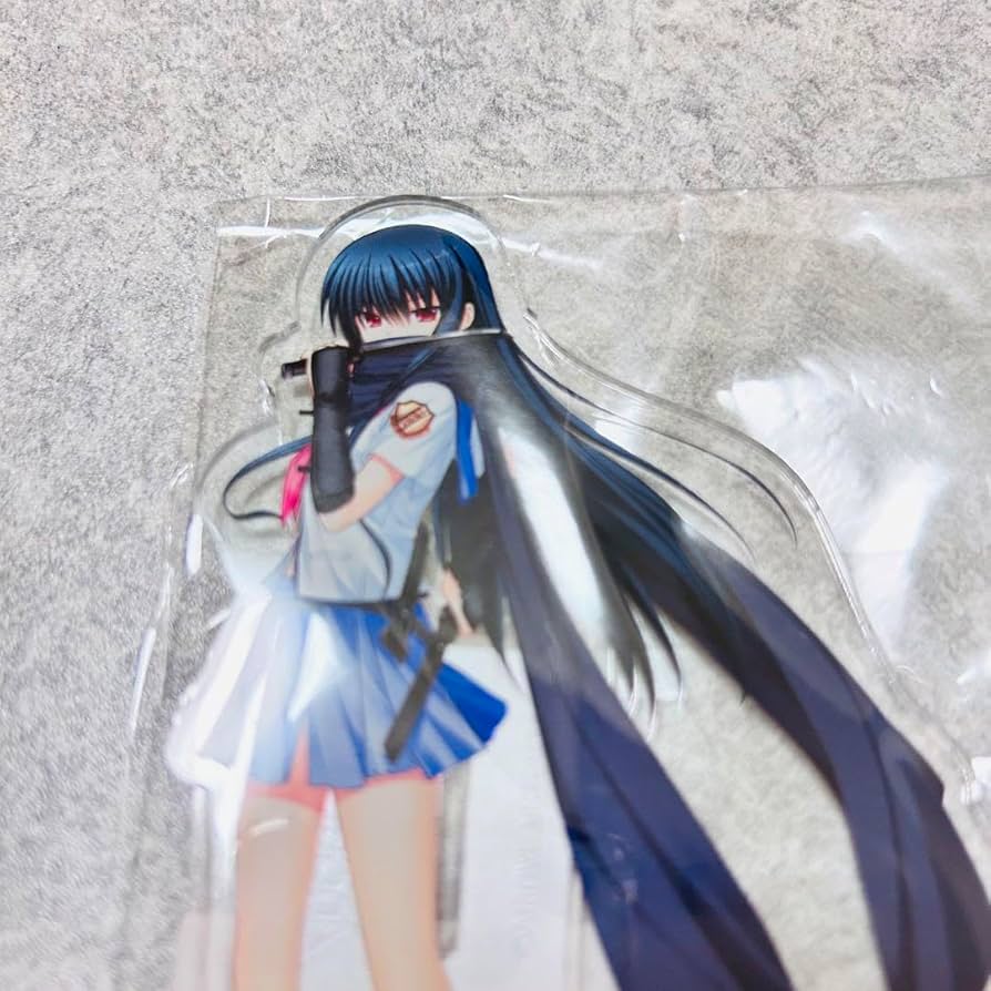 Amazon.co.jp: エンジェルビーツ 椎名 アクリルスタンド : おもちゃ