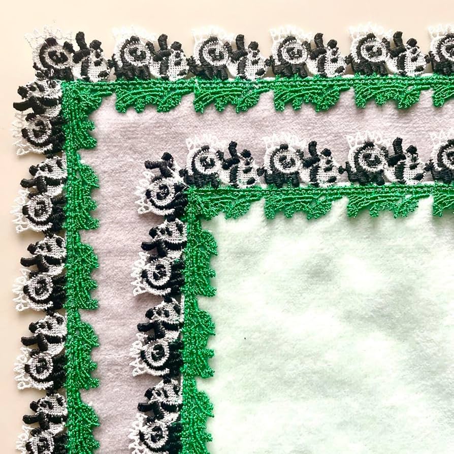 Amazon.co.jp: 限定レア近沢レースアローズコラボ レースハンカチ