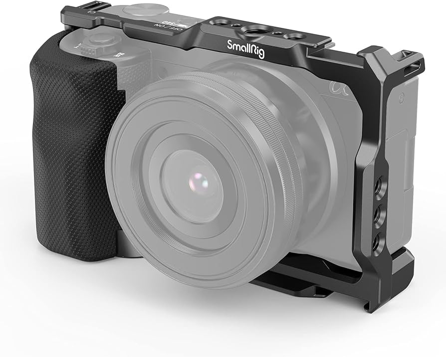 Amazon.com : SMALLRIG ZV-E10 Cage with Silicone Handle and Built