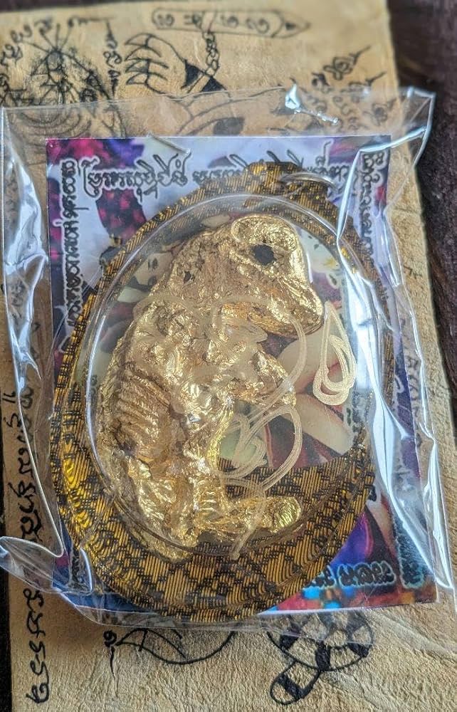 Amazon.co.jp: クマントーン 呪物 金箔っぽいものに覆われた