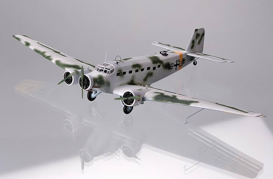Amazon | エレール 1/72 ドイツ空軍 ユンカース Ju52/3m プラモデル