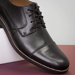 Amazon.co.jp: [クラークス] ビジネスシューズ 革靴 軽量 通気性 疲れ