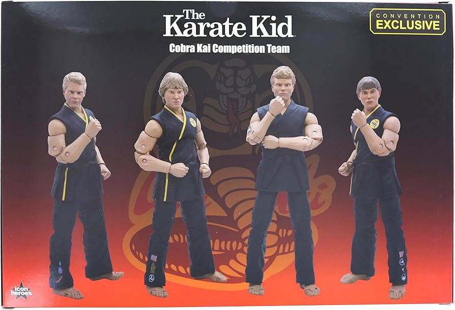 Amazon.co.jp: 空手キッド・コブラ会競技チームアクションフィギュア