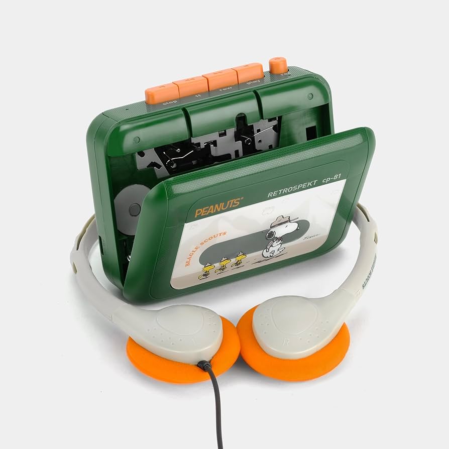 Amazon.co.jp: Peanuts Beagle Scouts Retrospekt CP-81 ポータブル