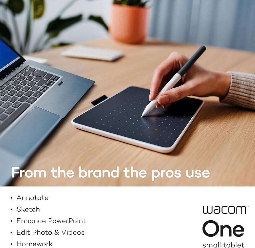 Amazon.com: Wacom One Bluetooth Drawing Tablet, Small 7.4