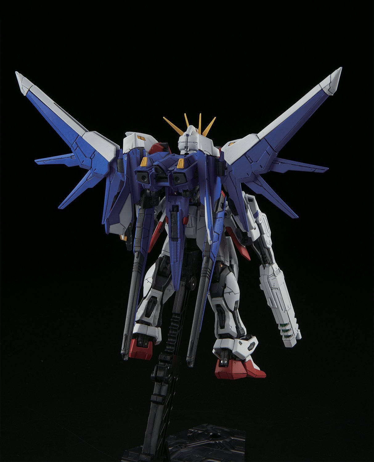 Amazon | RG ガンダムビルドファイターズ GAT-X105B/FP ビルド