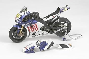 Amazon | タミヤ 1/12 オートバイシリーズ No.117 ヤマハ YZR-M1 2009