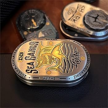 Amazon.co.jp: ファッション シャークパターン Fidget Toys EDCフィ