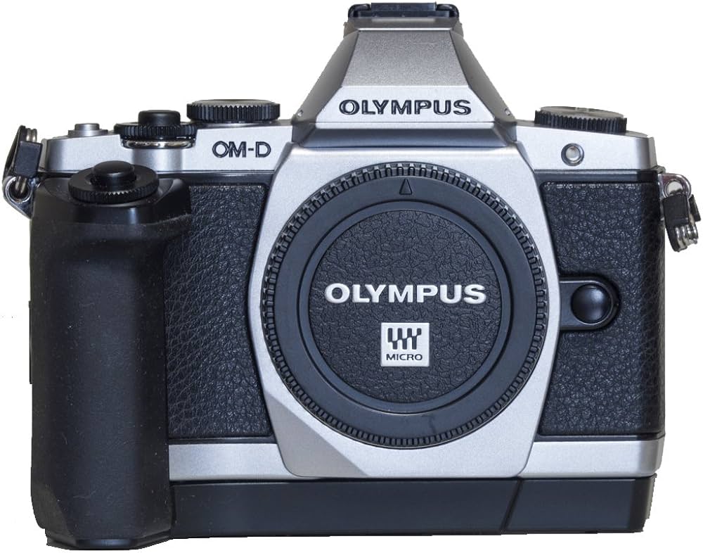 Amazon | OLYMPUS ミラーレス一眼 OM-D E-M5 ボディ シルバー 1605万