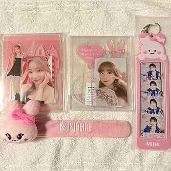 Amazon.co.jp: NiziU ミイヒ グッズ アクスタ パッチンバンド 4カット