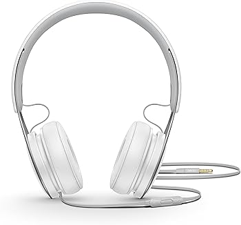 Amazon.co.jp: Beats EP オンイヤーヘッドホン -電池残量を気にせず