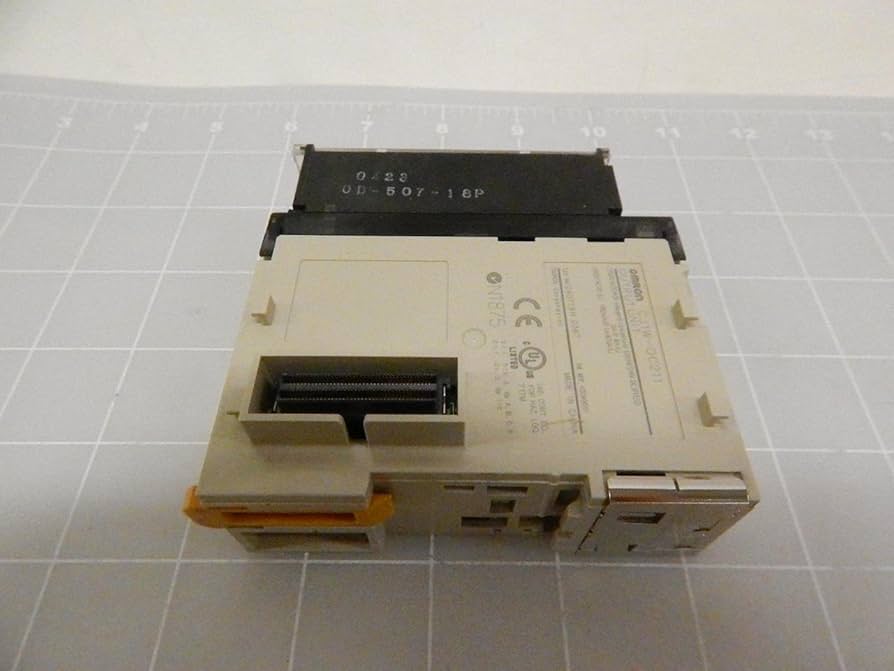 Amazon.co.jp: Omron cj1 W-oc211リレー接点出力ユニット( 16出力