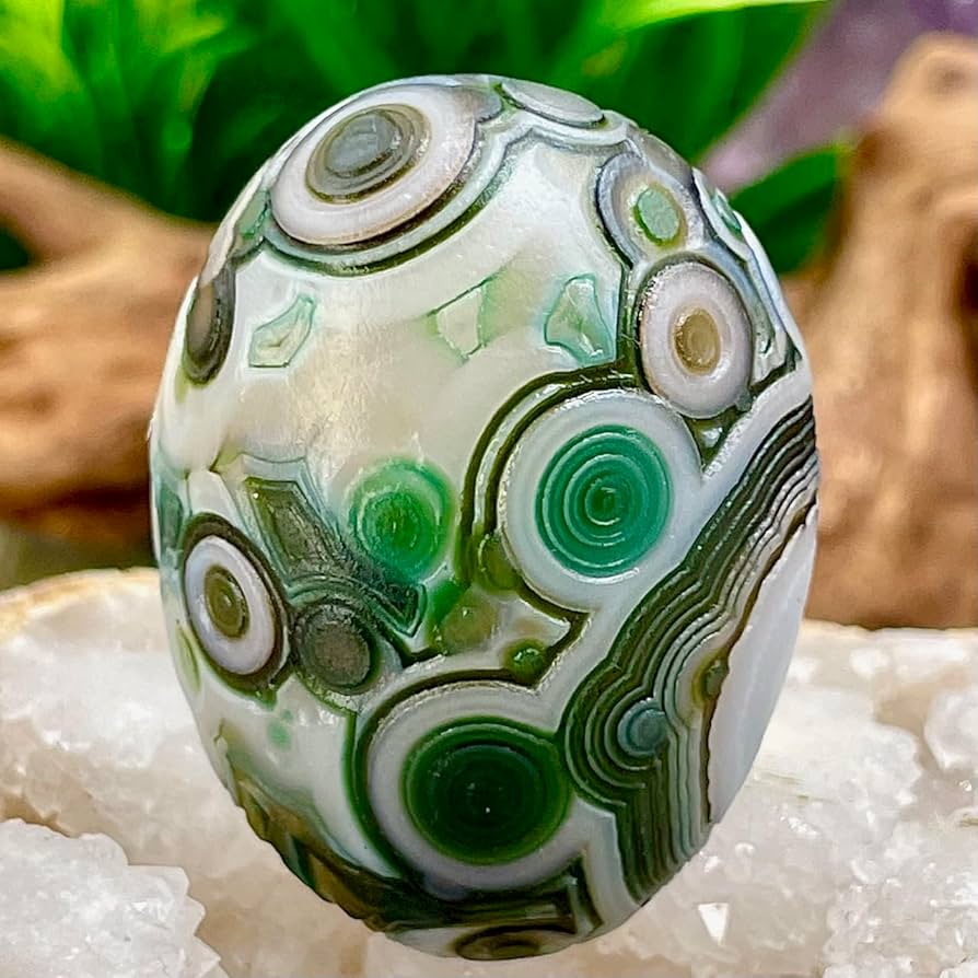 Amazon.co.jp: ゴビ瑪瑙 原石 S686 ゴビアゲート 火山湖 天眼石 天然石