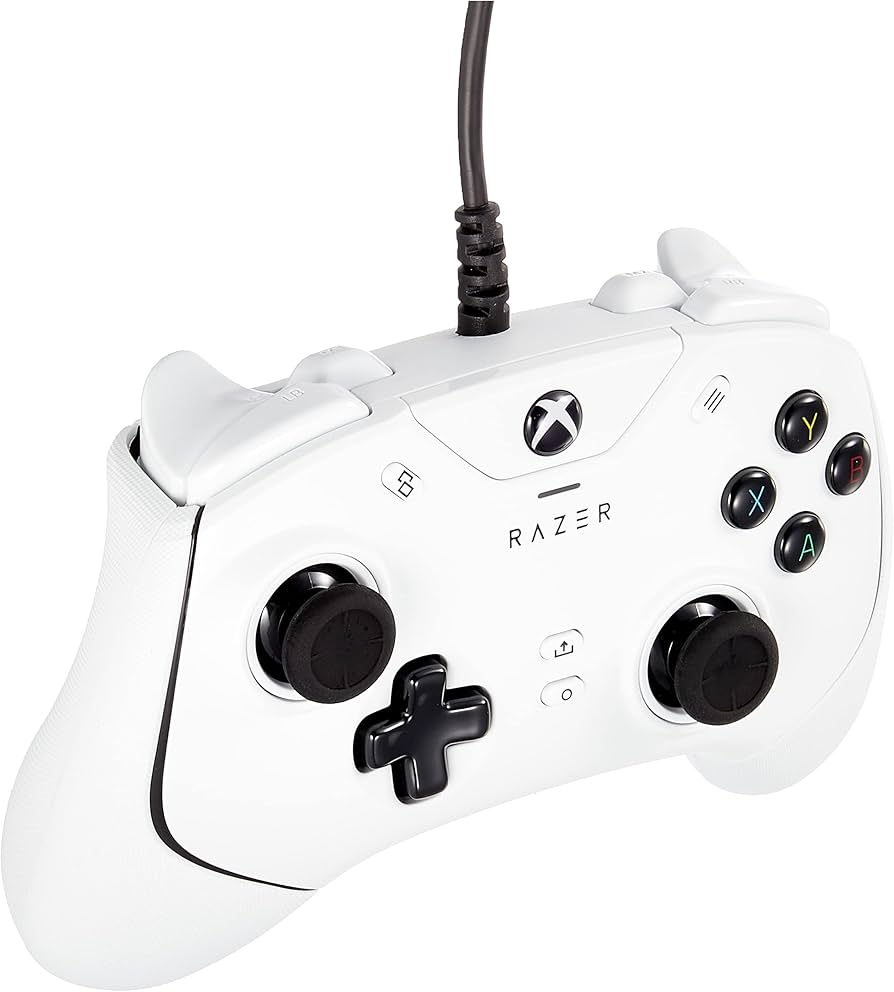 Amazon.co.jp: Razer Wolverine V2 (Mercury White) PC＆XBOX用