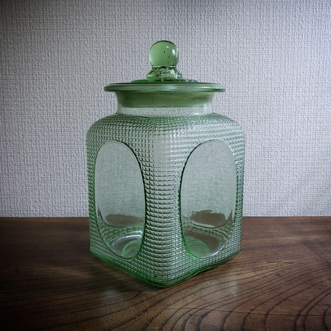 Amazon｜ガラス瓶 ウランガラス 砂糖壺 あめや瓶 レトロ 布目文様 四方