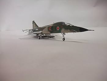 Amazon.co.jp: 完成品 航空自衛隊三菱F1 支援戦闘機 72分の1