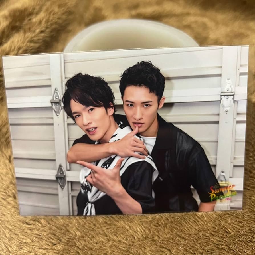 Amazon.co.jp: SnowMan フォトセ 岩本照 深澤辰哉 : ホーム＆キッチン