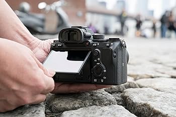 Amazon.com : Sony a7 III ILCE7M3/B Full-Frame Mirrorless