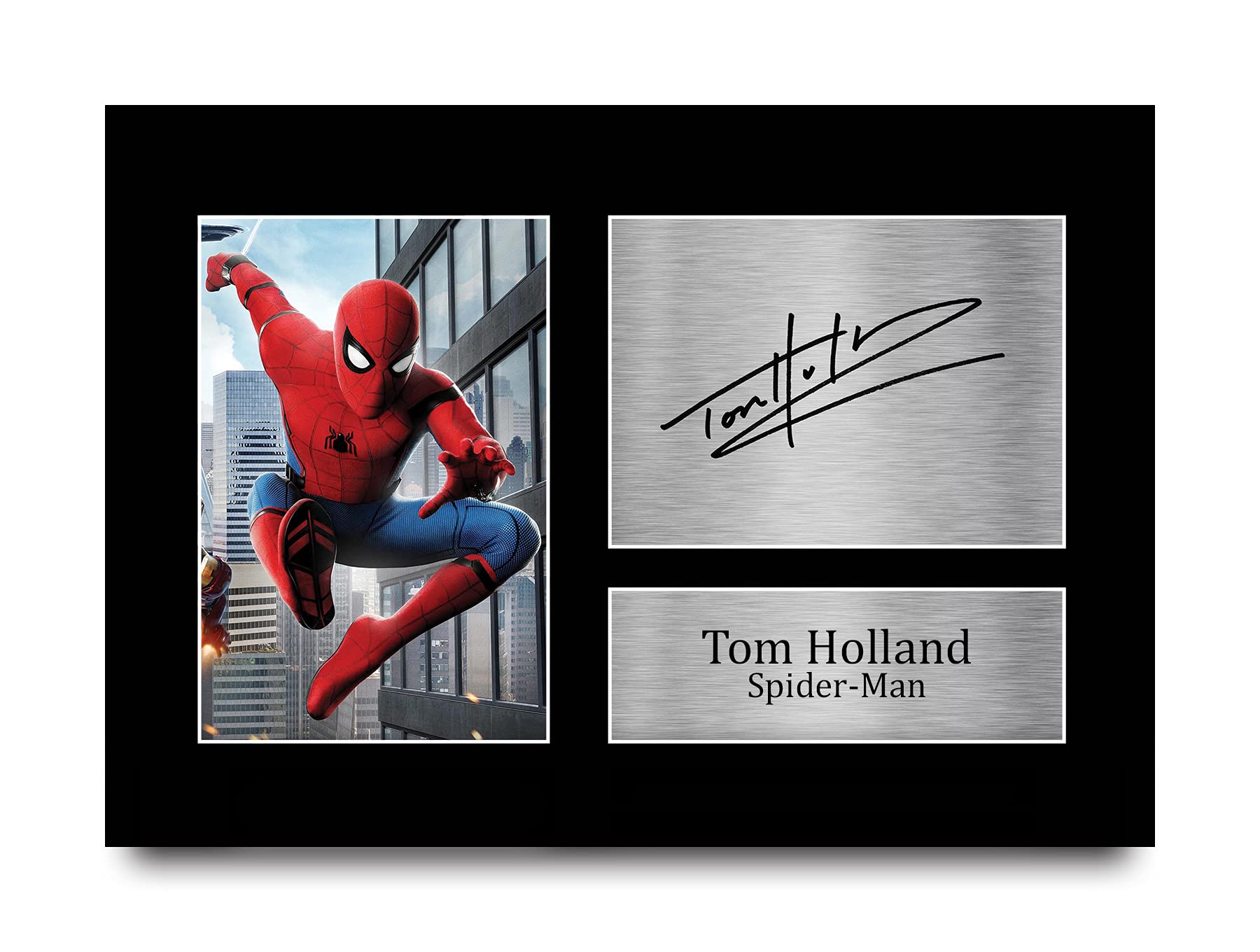 Amazon｜HWC Trading Tom Holland ギフト サイン入り A4サイズ サイン