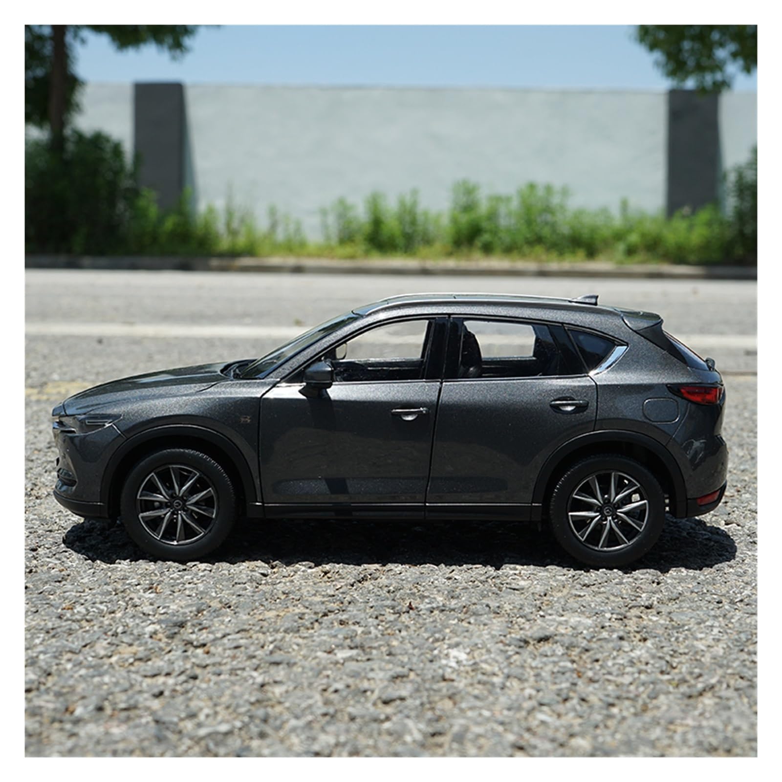 Amazon.co.jp: ミニカー スケールモデルカー 1:18 スケールマツダ CX5