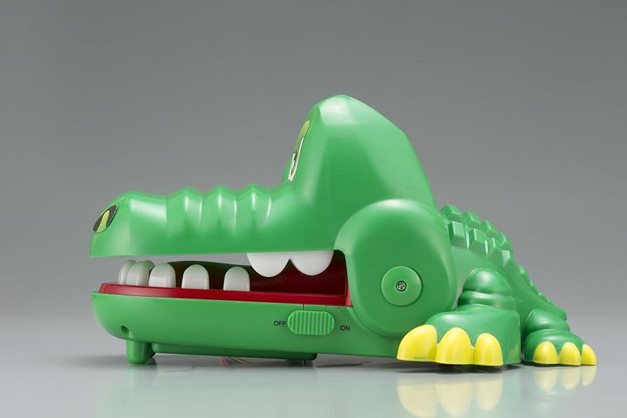 Amazon.co.jp: シーシーピー(Ccp)イタイワニー MAX : おもちゃ