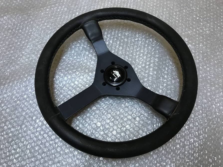 Amazon.co.jp: 絶版品 純正 OP オプション MOMO モモ ステアリング