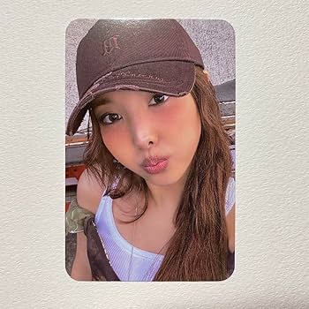 Amazon.co.jp: TWICE ナヨン Na ABCD YES24 店舗特典トレカ 3枚 : おもちゃ