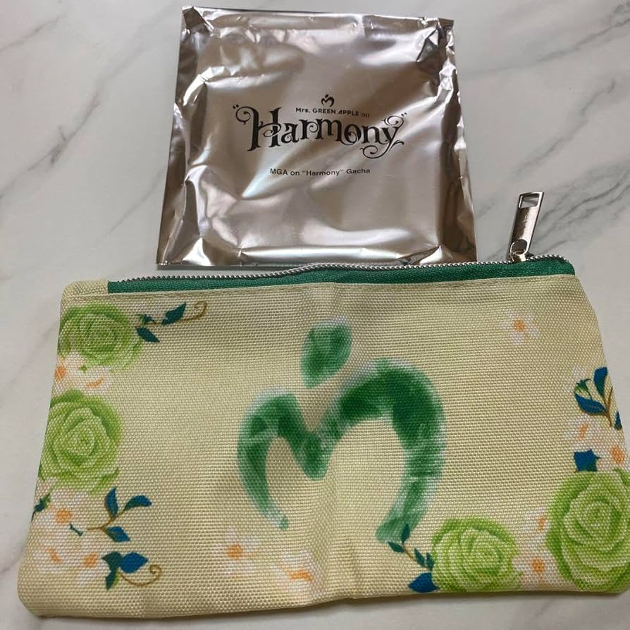 Amazon.co.jp: Mrs.GREEN APPLE ミセス Harmony ポーチ : おもちゃ
