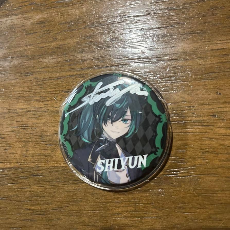 Amazon.co.jp: KnightA しゆんくん サイン入り缶バッジ : 文房具