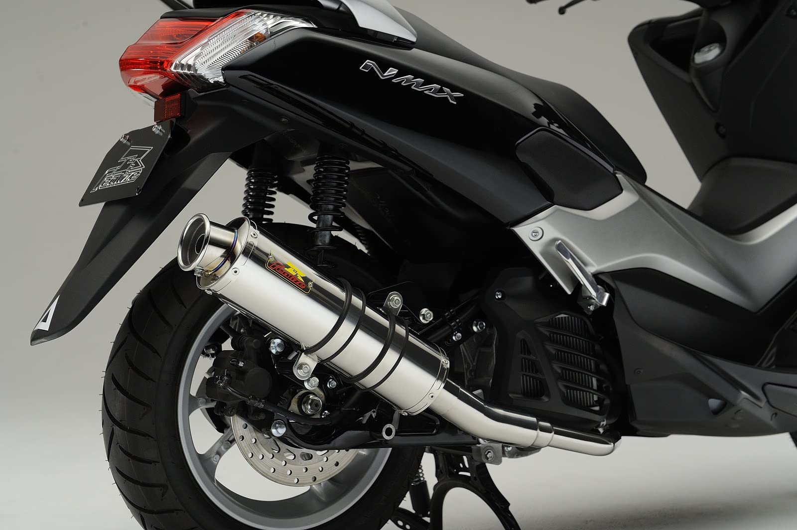 Amazon | Realize (リアライズ) ヤマハ NMAX125/NMAX155 (EBJ-SE86J