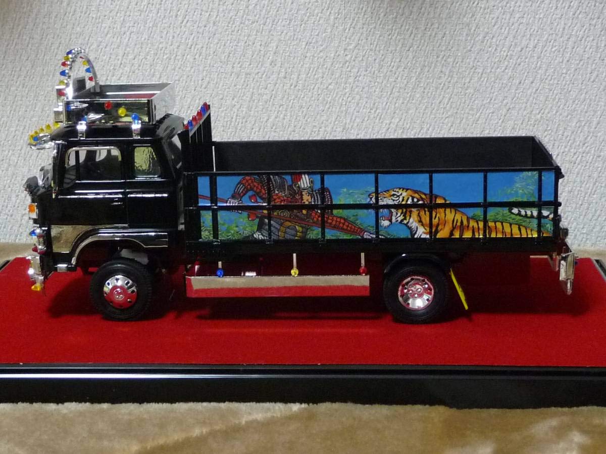 Amazon.co.jp: 132 アオシマ デコトラ トラック野郎 プラモデル 影法師