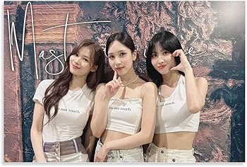 Amazon.co.jp: TWICE トゥワイス MISAMO SANA サナ MINA ミナ MOMO