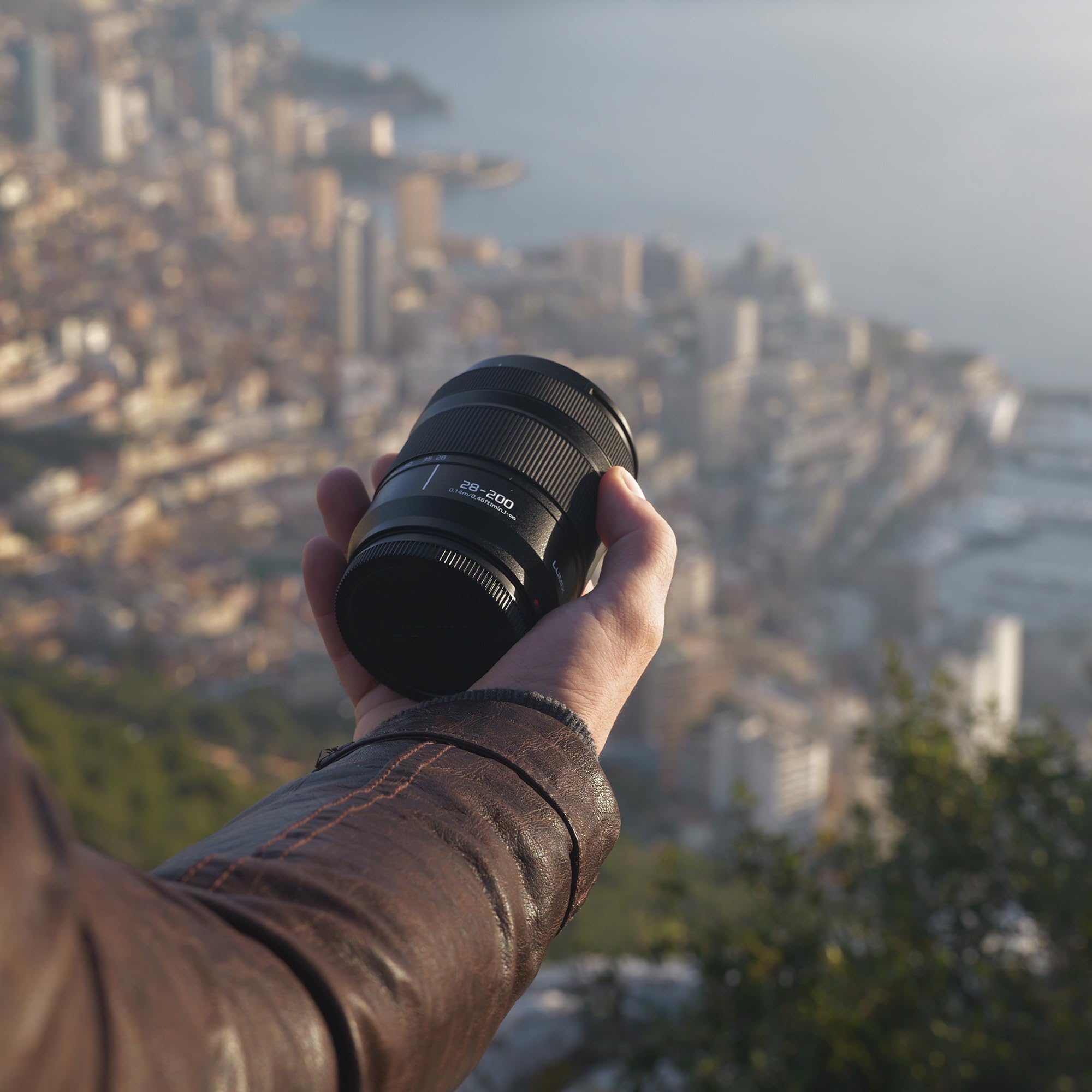 Amazon.com : Panasonic LUMIX S 28-200mm F4-7.1 Macro O.I.S.