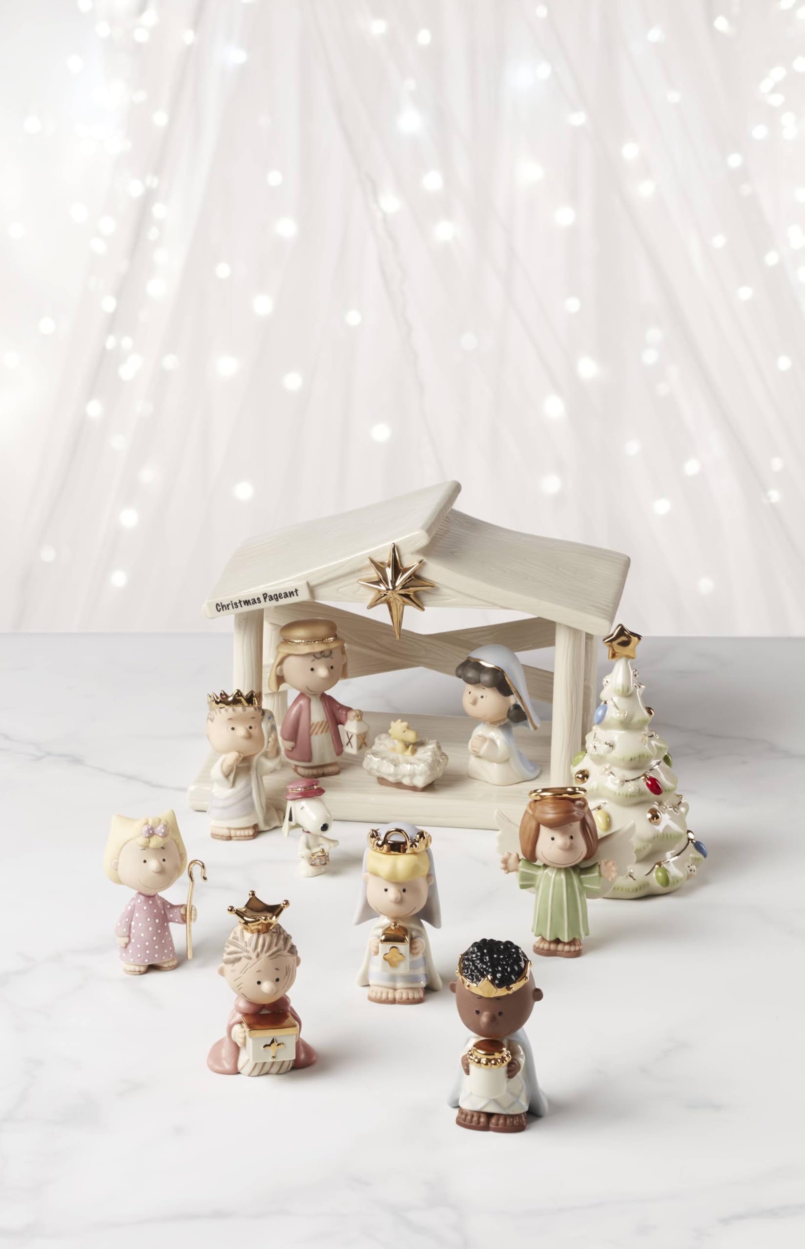 Amazon.co.jp: LENOX PEANUTS SNOOPY THE CHRISTMAS PAGEANT SET by