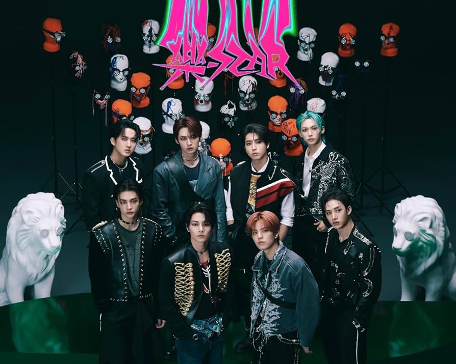 Amazon.com: Stray Kids 樂-STAR ROCK-STAR 8th Mini Album CD+