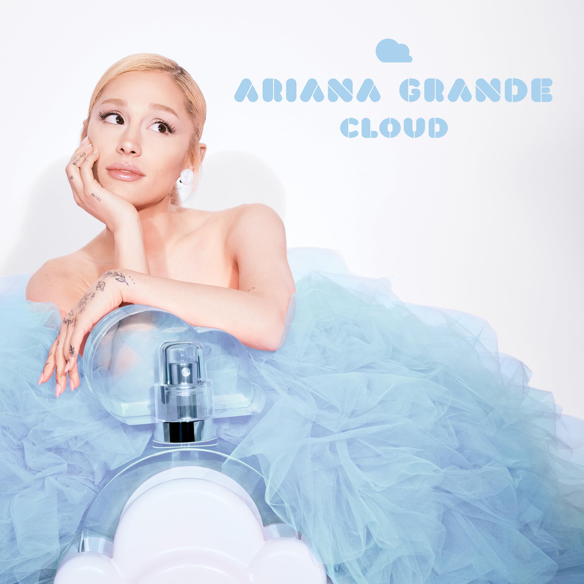 Amazon.co.jp: Ariana Grande Cloud Eau De Parfum Spray 3.4 oz (100