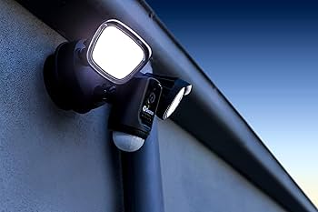 Amazon.com : Swann Floodlight Security Camera w/Dimmable Motion