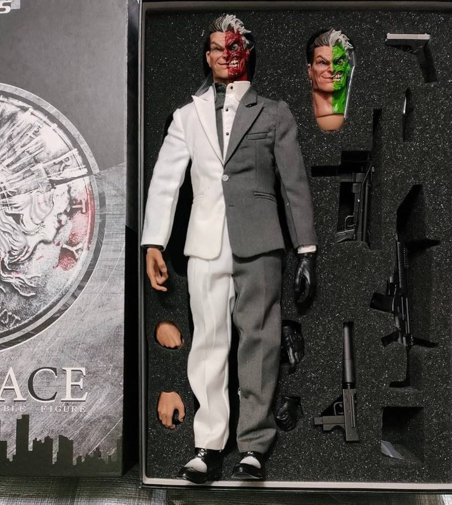 Amazon.co.jp: 1/6 トゥーフェイス Two-Face BATMAN アクション