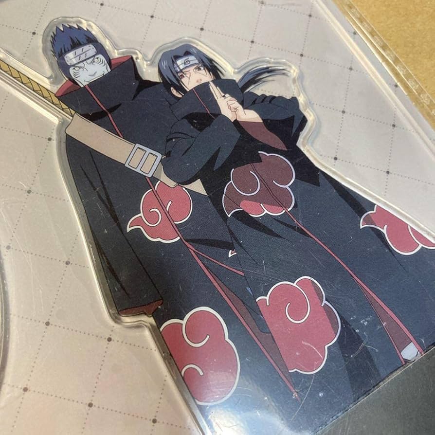 Amazon.co.jp: うちはイタチ 干柿鬼鮫 アクリルスタンド 暁 ナルト