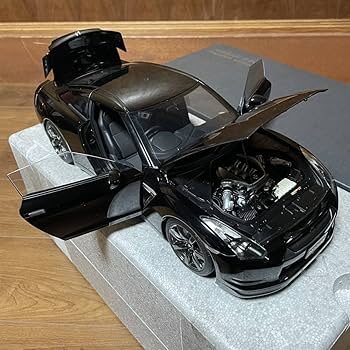 Amazon | 未展示品 オートアート 1/12 日産 GT-R R35 プレミアム