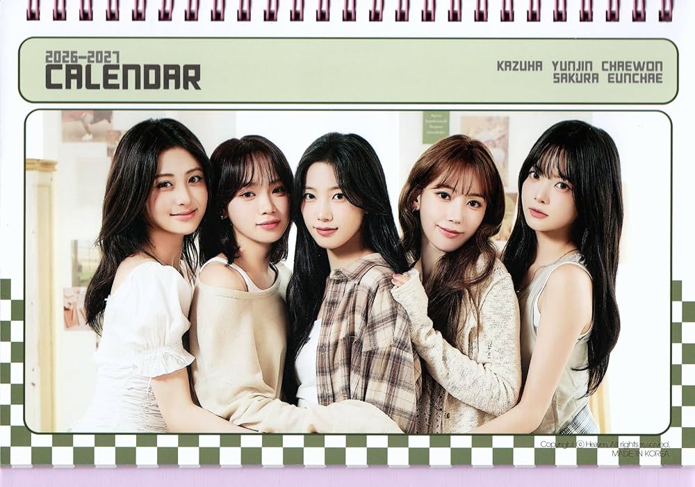 Amazon | ルセラフィ グッズ 卓上 カレンダー (写真集 ピンク 卓上