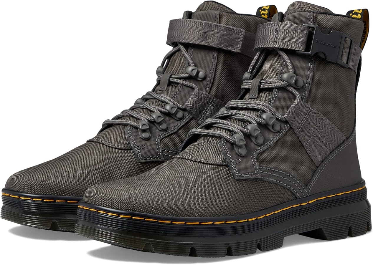 Amazon | Dr. Martens ユニ 大人用 Combs Tech II コンバットブーツ