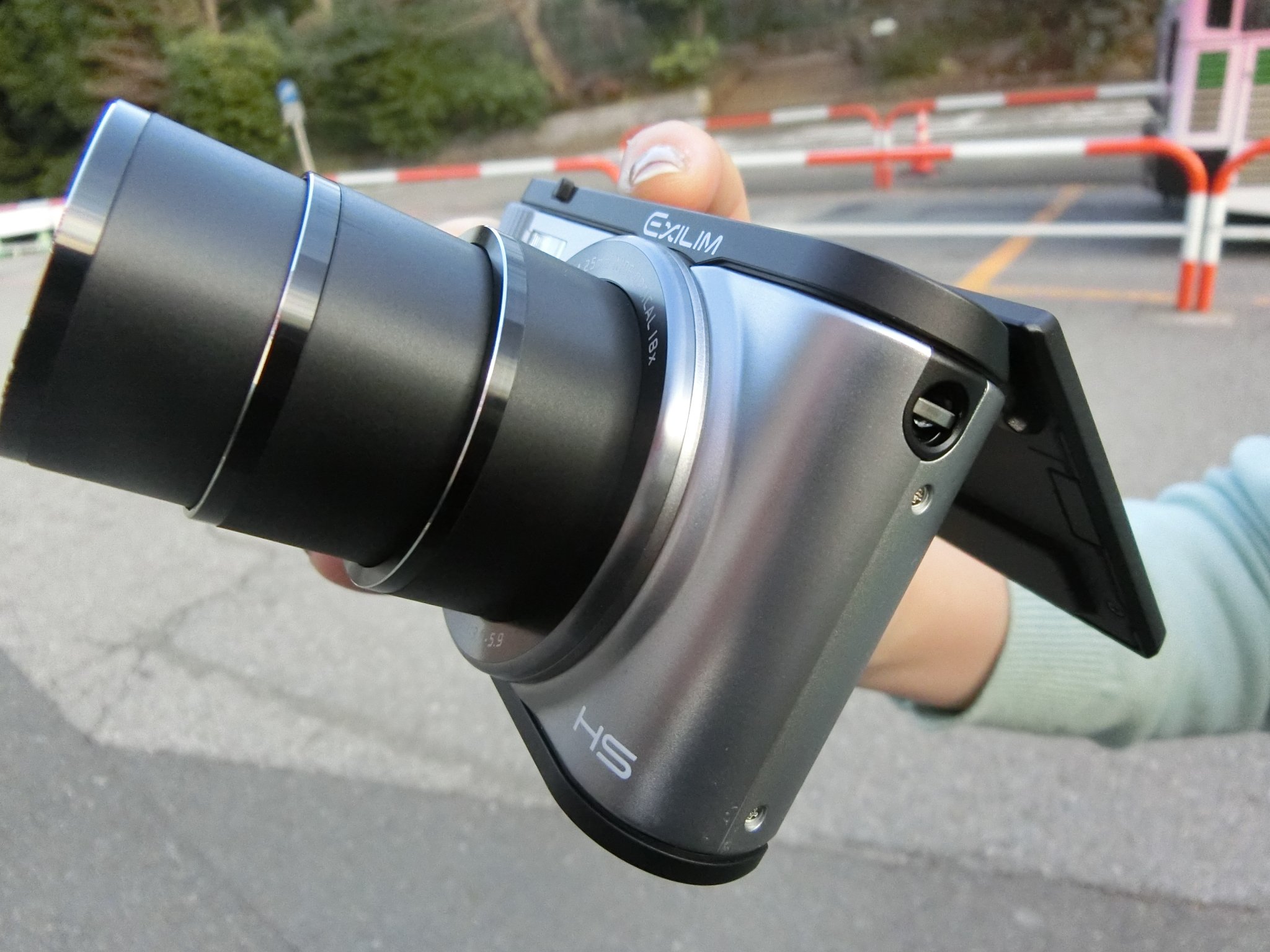 Amazon.co.jp: CASIO デジタルカメラ EXILIM EX-ZR1600SR 自分撮り