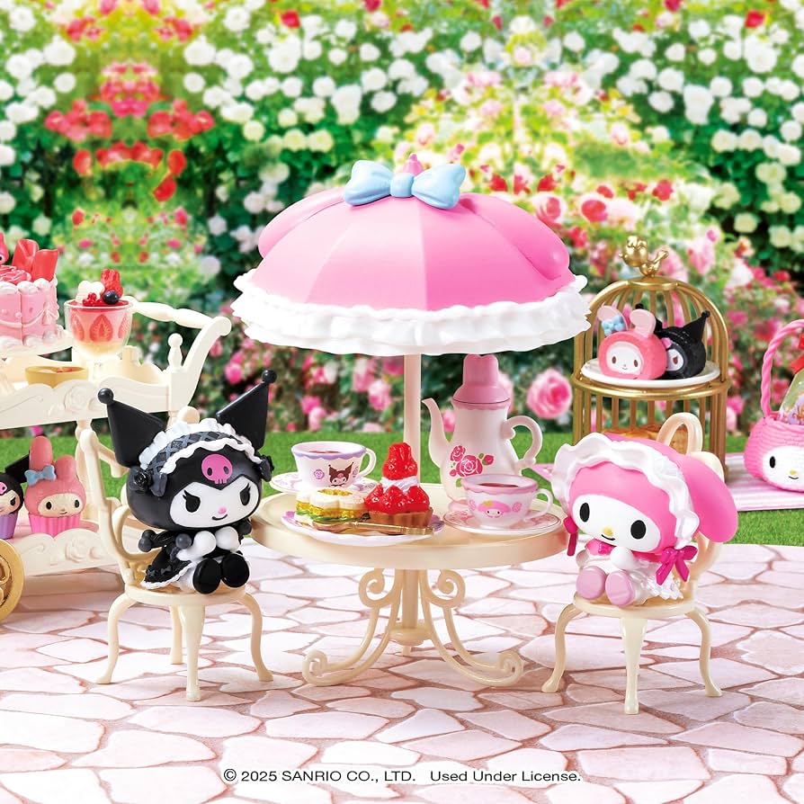 Amazon.com: Hamee Summer Wunderland Building Blocks (Kuromi Swing