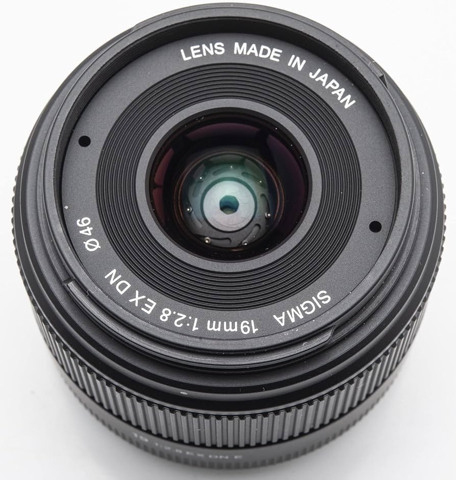 Amazon.com : Sigma 19mm F2.8 EX DN Lens for Sony E Mount 440965