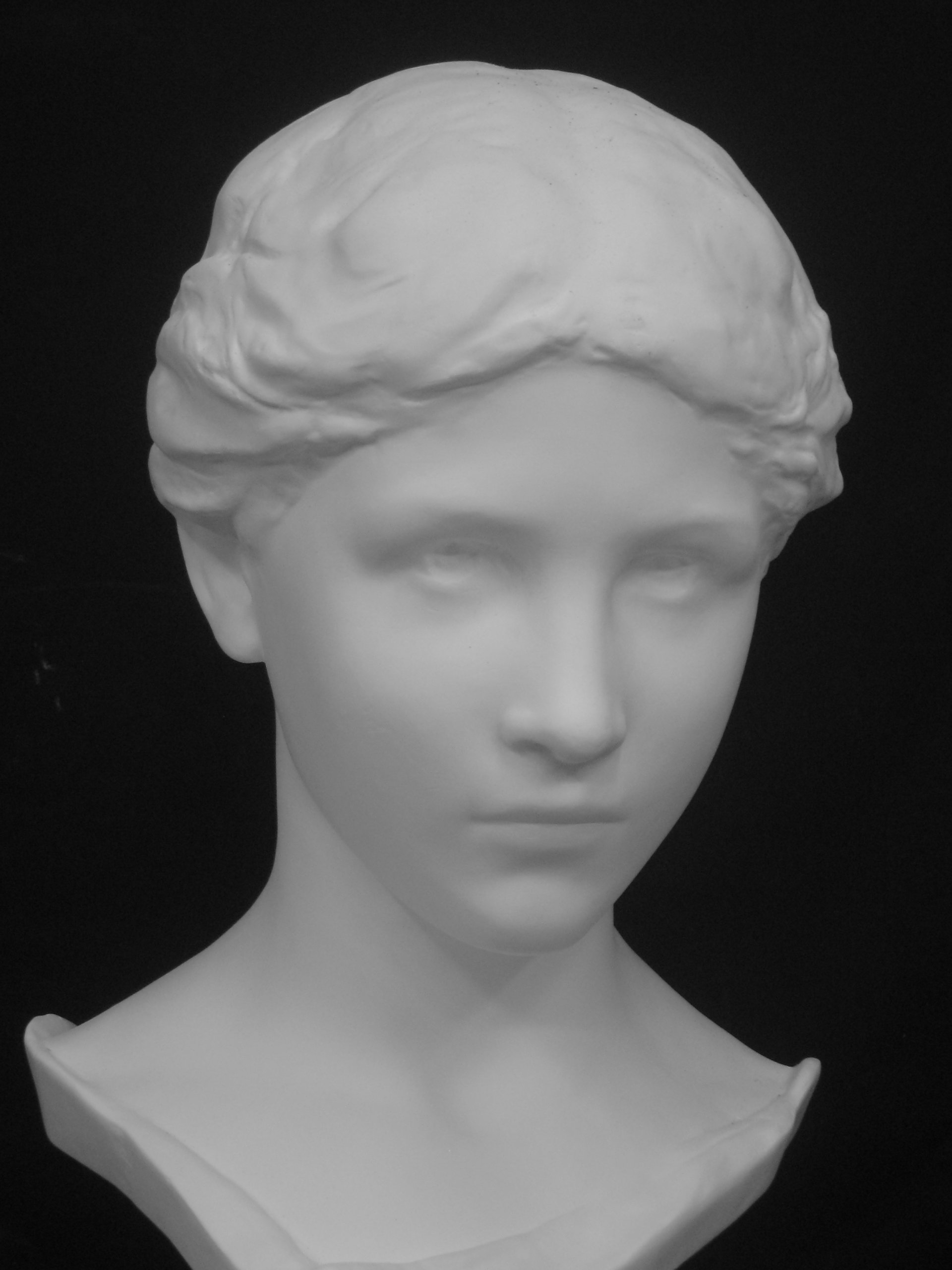 Amazon.co.jp: 石膏像 K－181 フレンチ胸像 H．49cm : ホーム